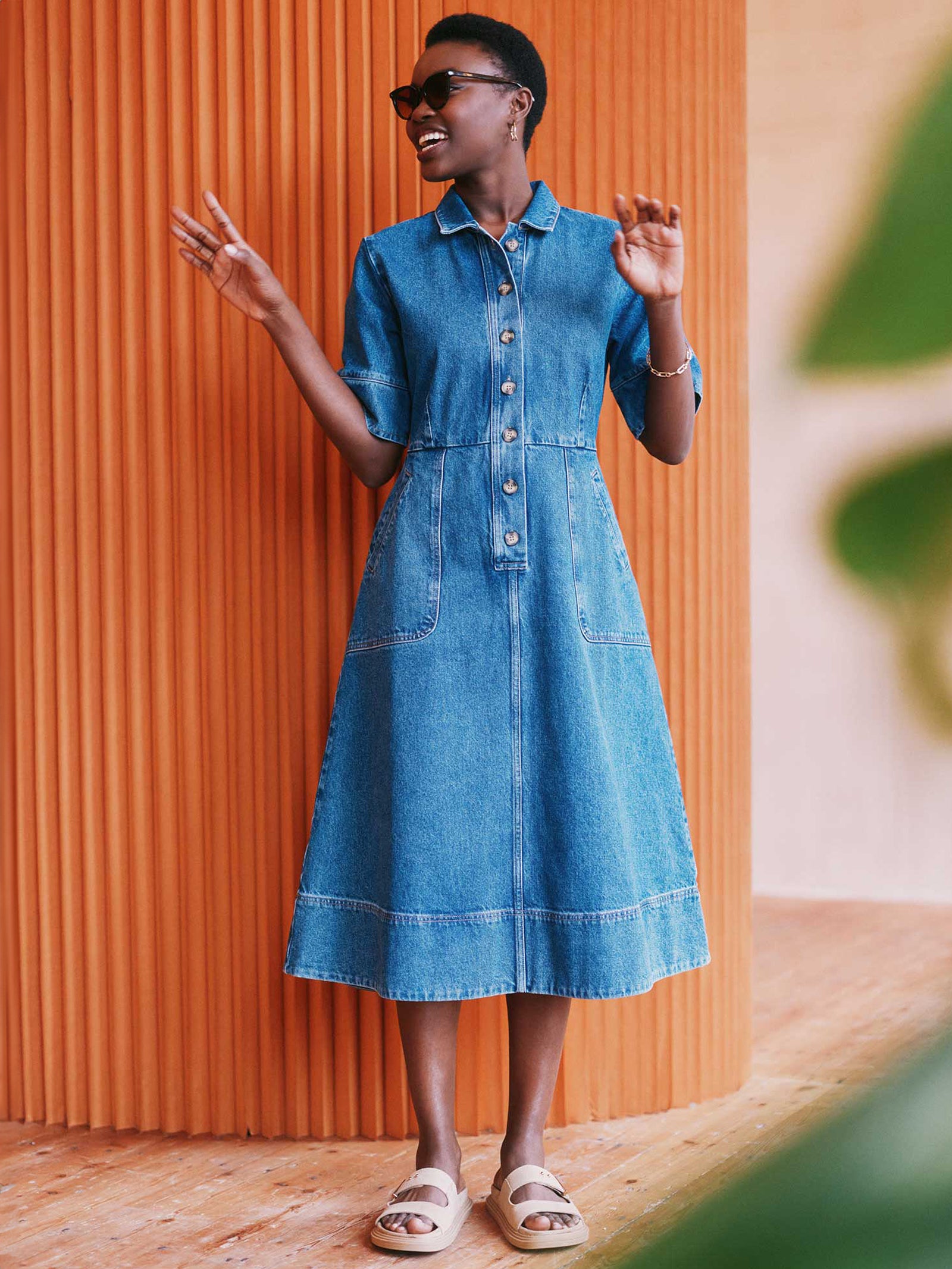 Denim midi dress with sleeves on sale