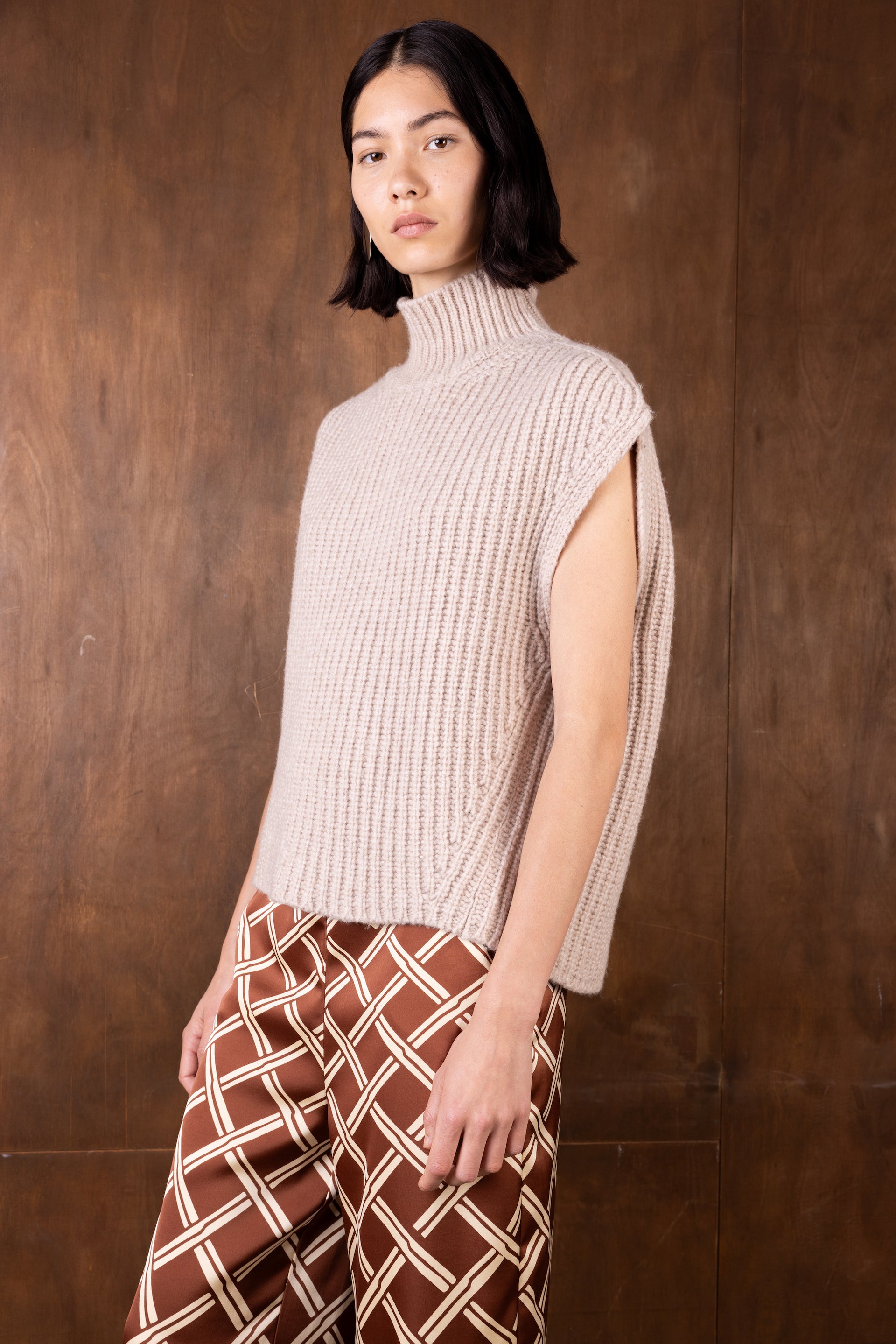 Elize Knitted Tabard