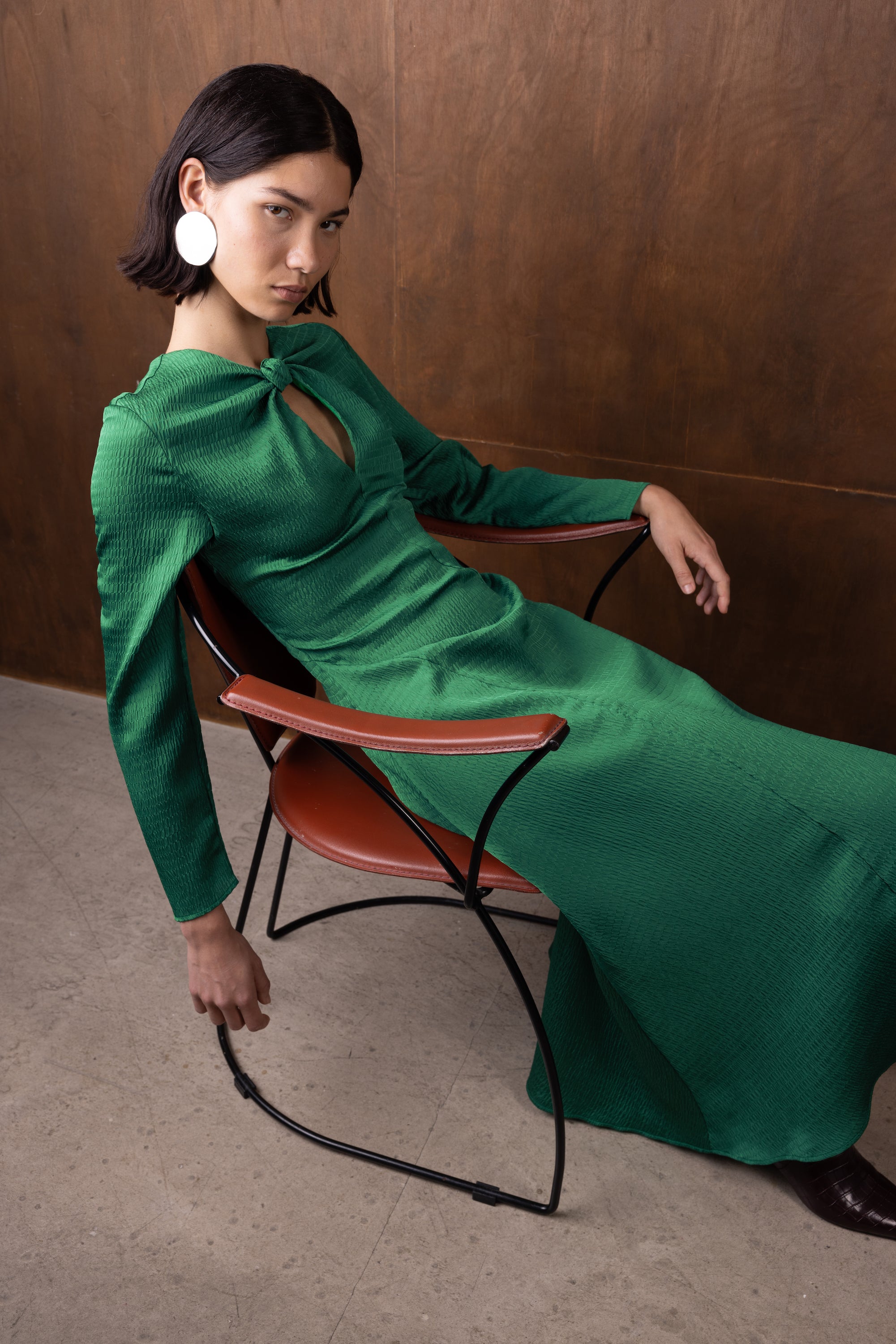 Modern Maxi Dress with Tied Knot Neckline in Green vivere-london Modern Maxi Dress with Tied Knot Neckline in Green vivere-london