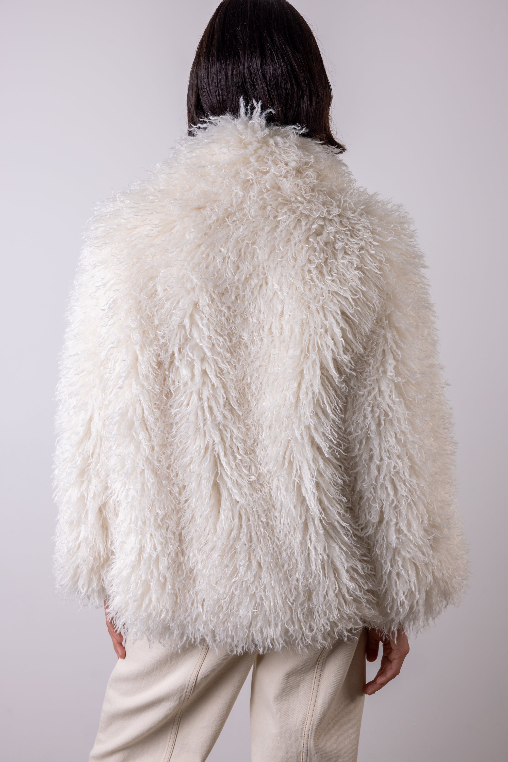 Women's Shaggy Fur Jacket in Cream – vivere-london